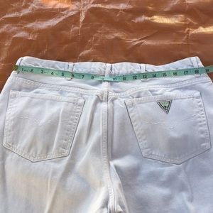 GUESS Jeans 40x30